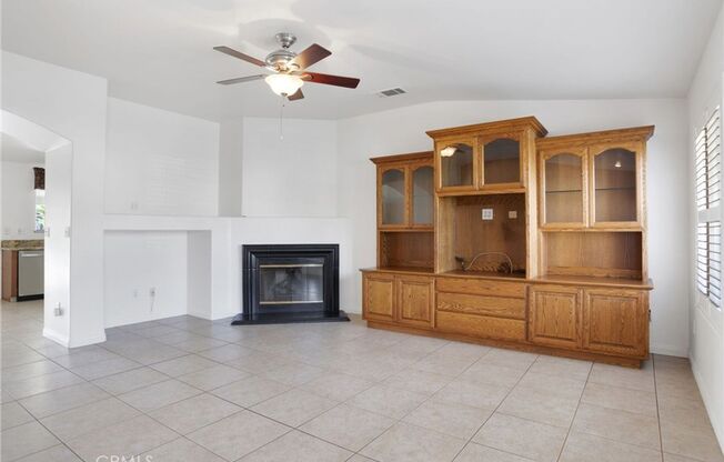 3 beds, 2 baths, $2,595