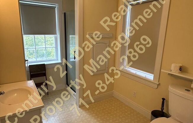 2 beds, 1.5 baths, $1,350