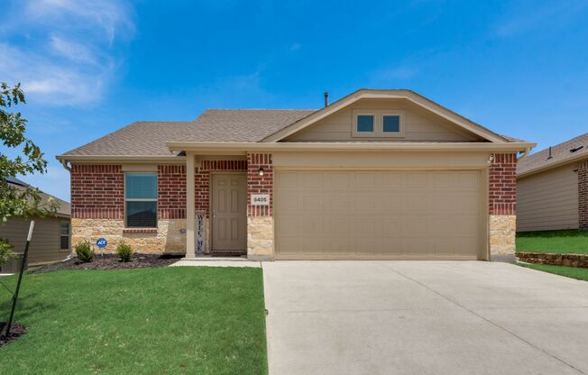 Nice 4 Bedroom, 2 full Bath Home Located in CISD!