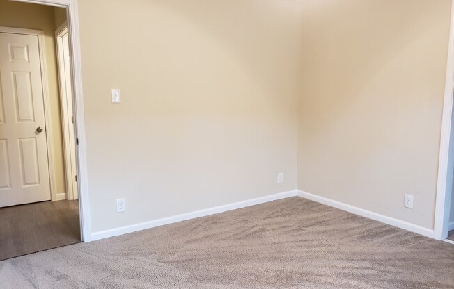 1 bed, 1 bath, $2,250, Unit 6