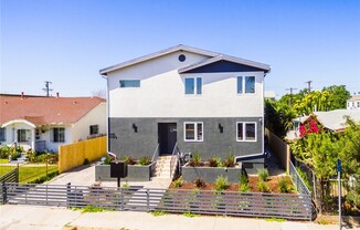 1739 S LONGWOOD AVE