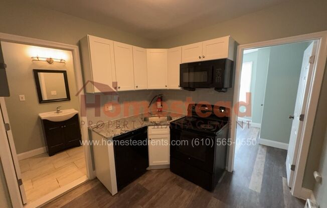 Studio, 1 bath, $895, Unit Apt 3