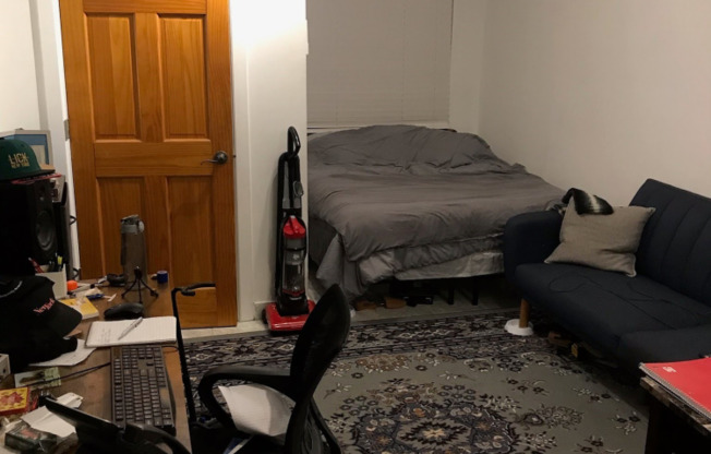 Studio, 1 bath, 310 sqft, $1,800, Unit 1A