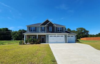 4 Bed 2.5 Bath Home in Grays Creek!