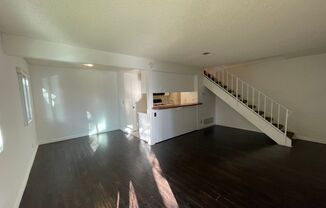 2 beds, 1 bath, $2,500