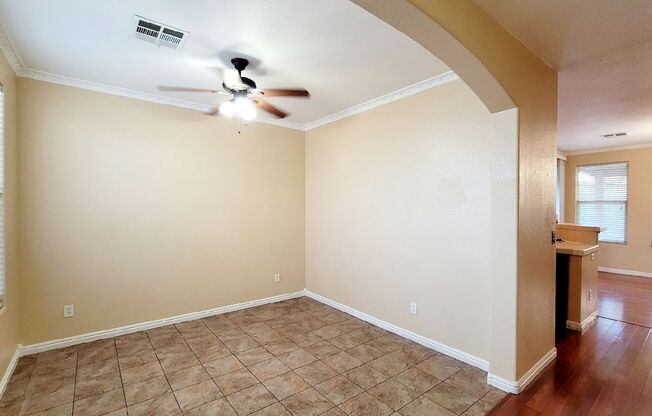 4947 Droubay Dr - 3 bedrooms, 2.5 bathrooms , 1,730 sqft