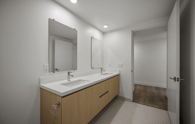 4 beds, 4 baths, 1,200 sqft, $4,493, Unit 401