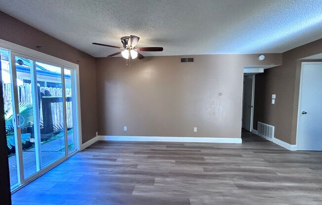 9137-9139 Tuolumne Drive