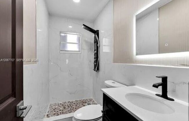 3 beds, 2 baths, $3,600