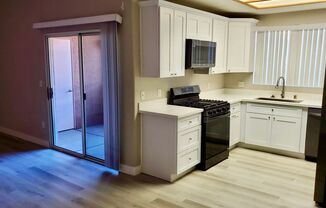2 Bedroom 2 Bath Lower Lever Henderson Condo-Sunridge Heights