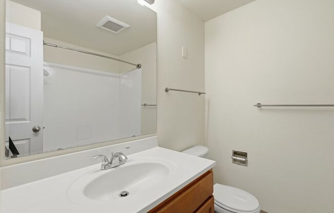 2 beds, 1 bath, 776 sqft, $1,500, Unit 78