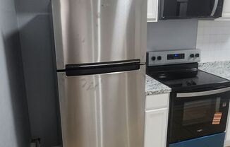 1 bed, 1 bath, $1,150, Unit D01