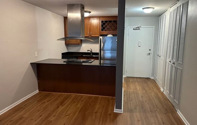 1 bed, 1 bath, 750 sqft, $1,295, Unit 109(R)