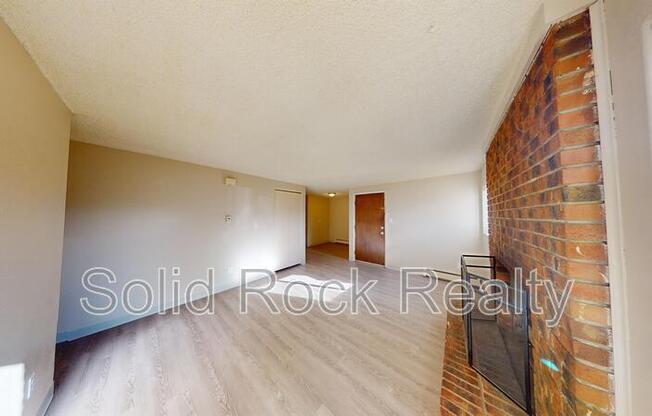 4740 SCENIC CIR