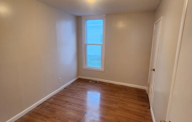 3 beds, 1 bath, $1,049