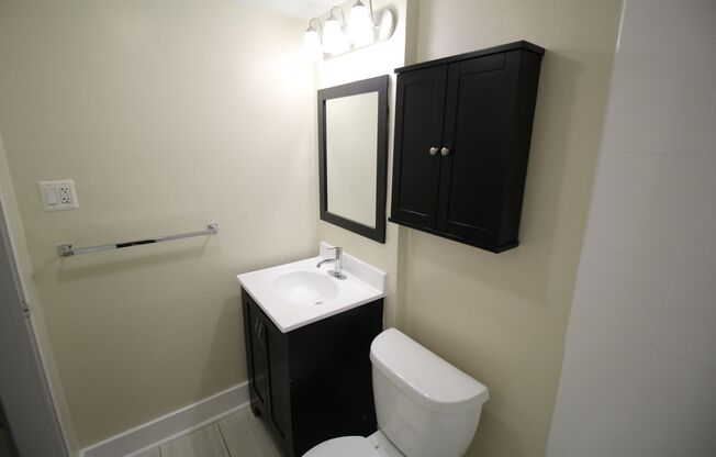 Studio, 1 bath, 389 sqft, $1,850, Unit 1845-712