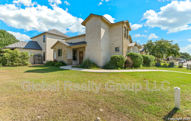 1670 GRUENE VINEYARD XING