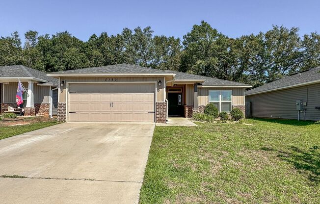 Spacious 4 Bed/2 Bath Home with Community Park, Playground, and Splash Pad