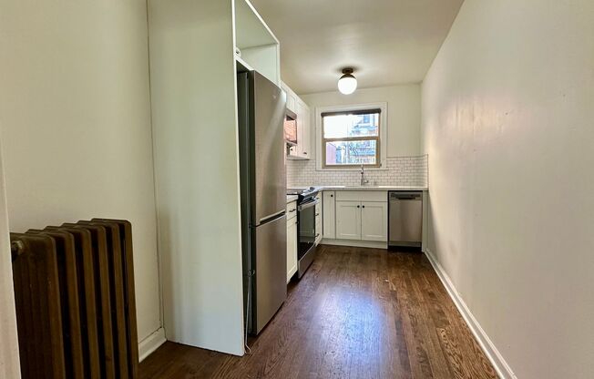 Studio, 1 bath, 500 sqft, $1,595, Unit 303