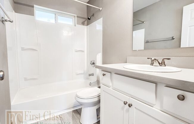 2 beds, 1 bath, 672 sqft, $1,395, Unit 21