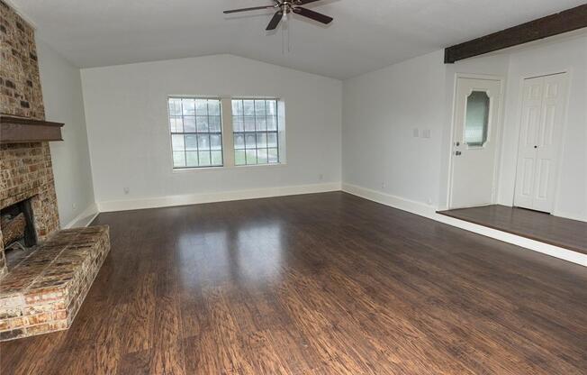 1031 E PETERS COLONY RD