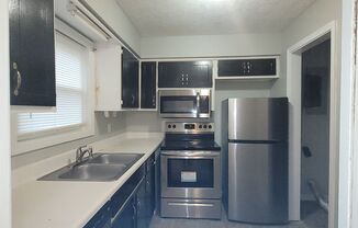 2 beds, 1 bath, $950, Unit Unit B