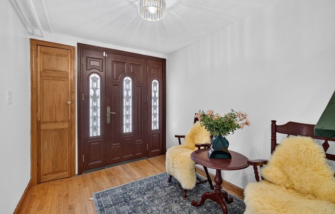 6 beds, 3 baths, 3,290 sqft, $6,500, Unit 0