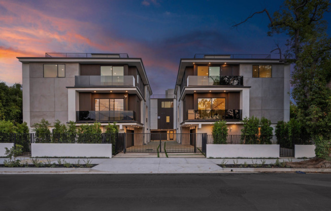 Elevated Living in the Heart of Hollywood