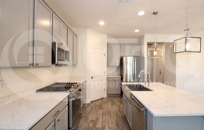 8221 E JEROME AVE