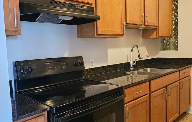 East Rogers Park Three Bedroom/Two Bath *Income Guidelines Apply*