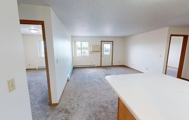 3 beds, 2 baths, 1,008 sqft, $1,250, Unit 1704-110