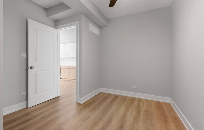 2 beds, 1 bath, 430 sqft, $2,300, Unit 3F