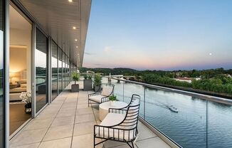 1 bed, 1 bath, 689 sqft, $2,425, Unit 602