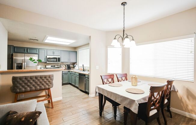 2 beds, 2 baths, $1,700