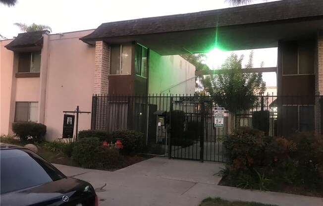 5500 ACKERFIELD AVE