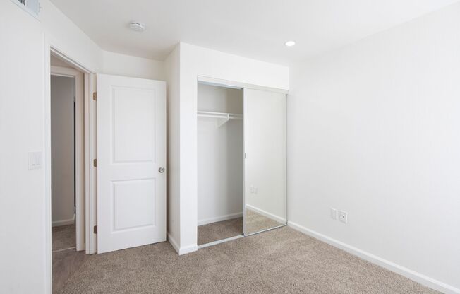 3 beds, 2 baths, 1,105 sqft, $3,495, Unit 239