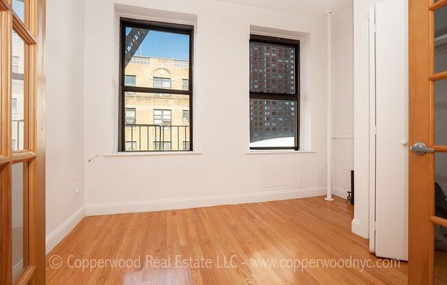 430 East 89th St