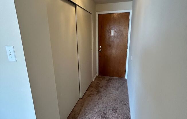 1 bed, 1 bath, $1,250, Unit 307