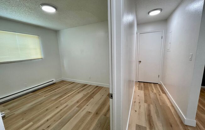 2 beds, 1 bath, 760 sqft, $1,100, Unit 1