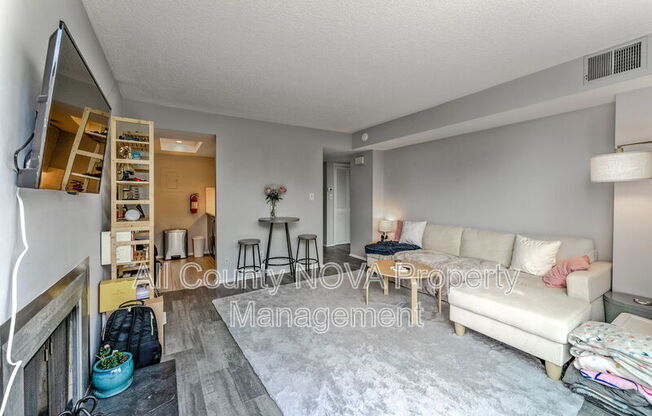 1700 17 ST NW