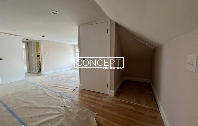 4 beds, 2 baths, 2,000 sqft, $3,700, Unit 2