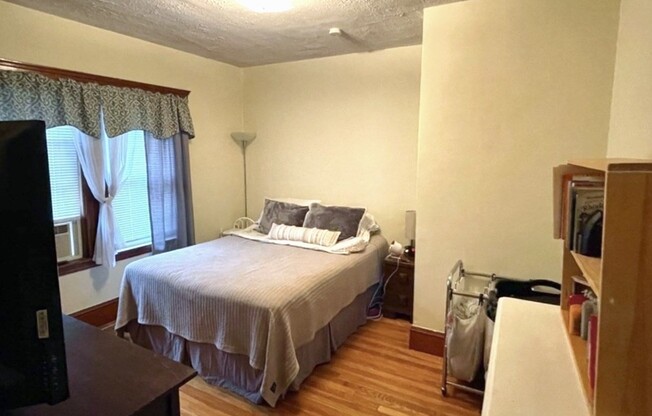 2 beds, 1 bath, 1,000 sqft, $2,750, Unit 2