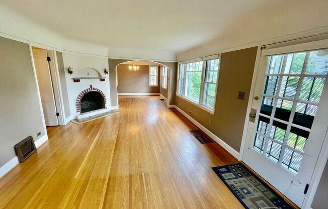 Well Maintained- 3 bed 2 bath Home - Piedmont Neighborhood