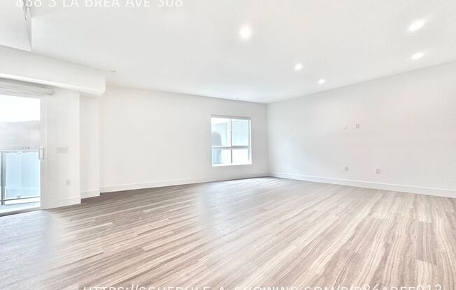 838 S BREA AVE 308