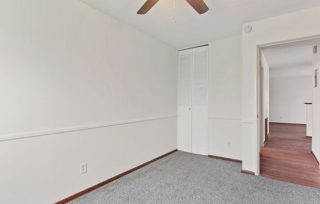 2 beds, 1 bath, $1,395, Unit 101