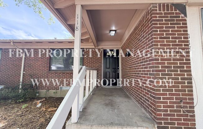 118 Brazos St - 3 Bedroom, 1 Bathroom Home in Garland, TX!