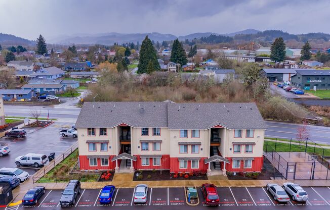 2 beds, 2 baths, 952 sqft, $1,595, Unit 1913-201