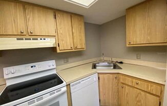 1515 Forrest Nelson Blvd, #G204