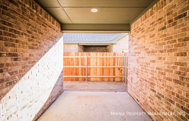 2405 Quitman Ave.