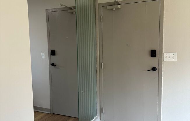 1 bed, 1 bath, 600 sqft, $1,040, Unit 308-1